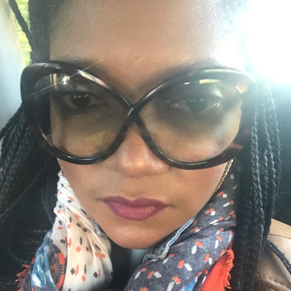 Meet your Posher, Minyanna